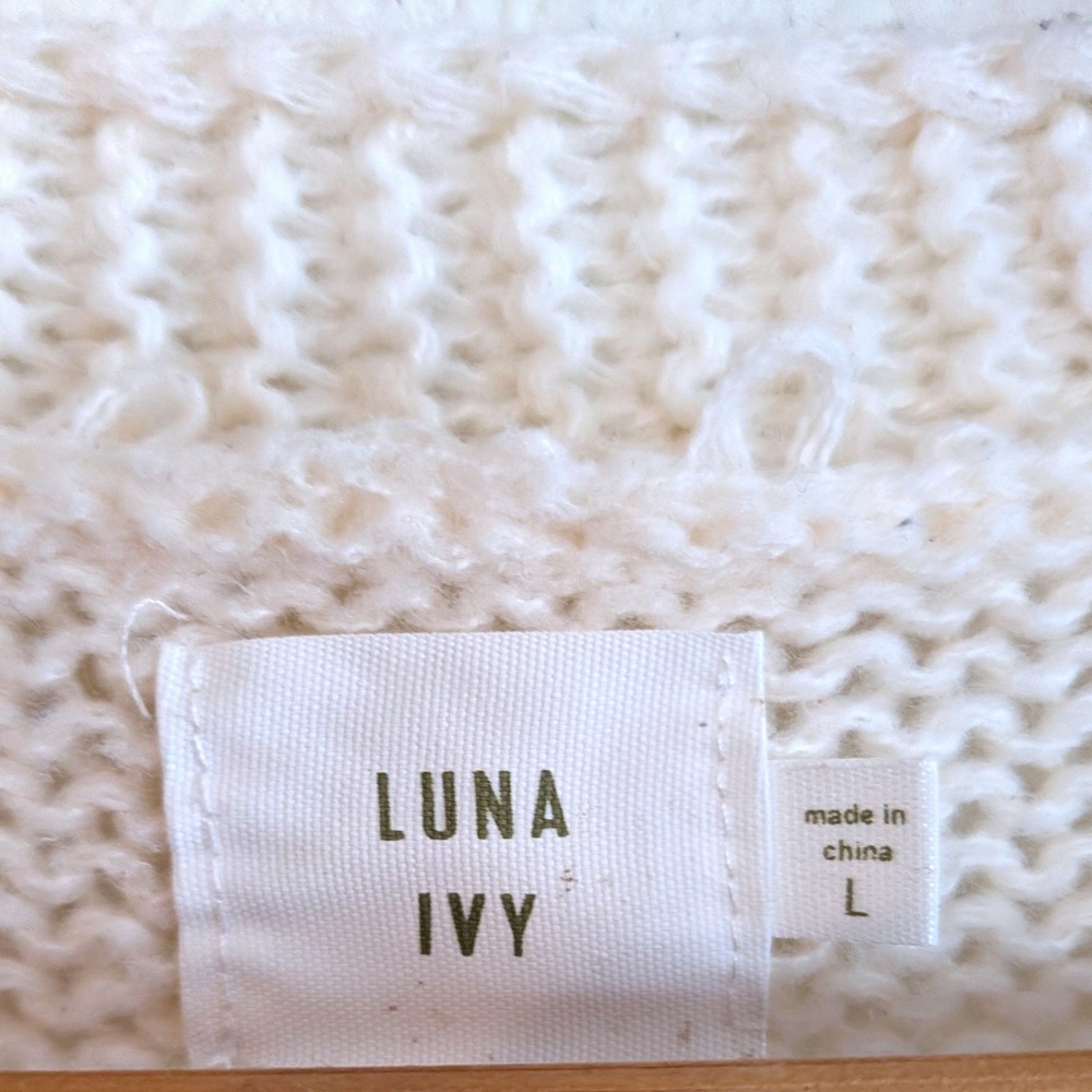 Luna Ivy Strawberry Cardigan Cream Knit Pink Applique V-Neck Sweater CA9525 L - Picture 3 of 8
